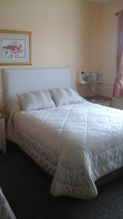 Tir Na Nog B&B Cashel  Ngoại thất bức ảnh